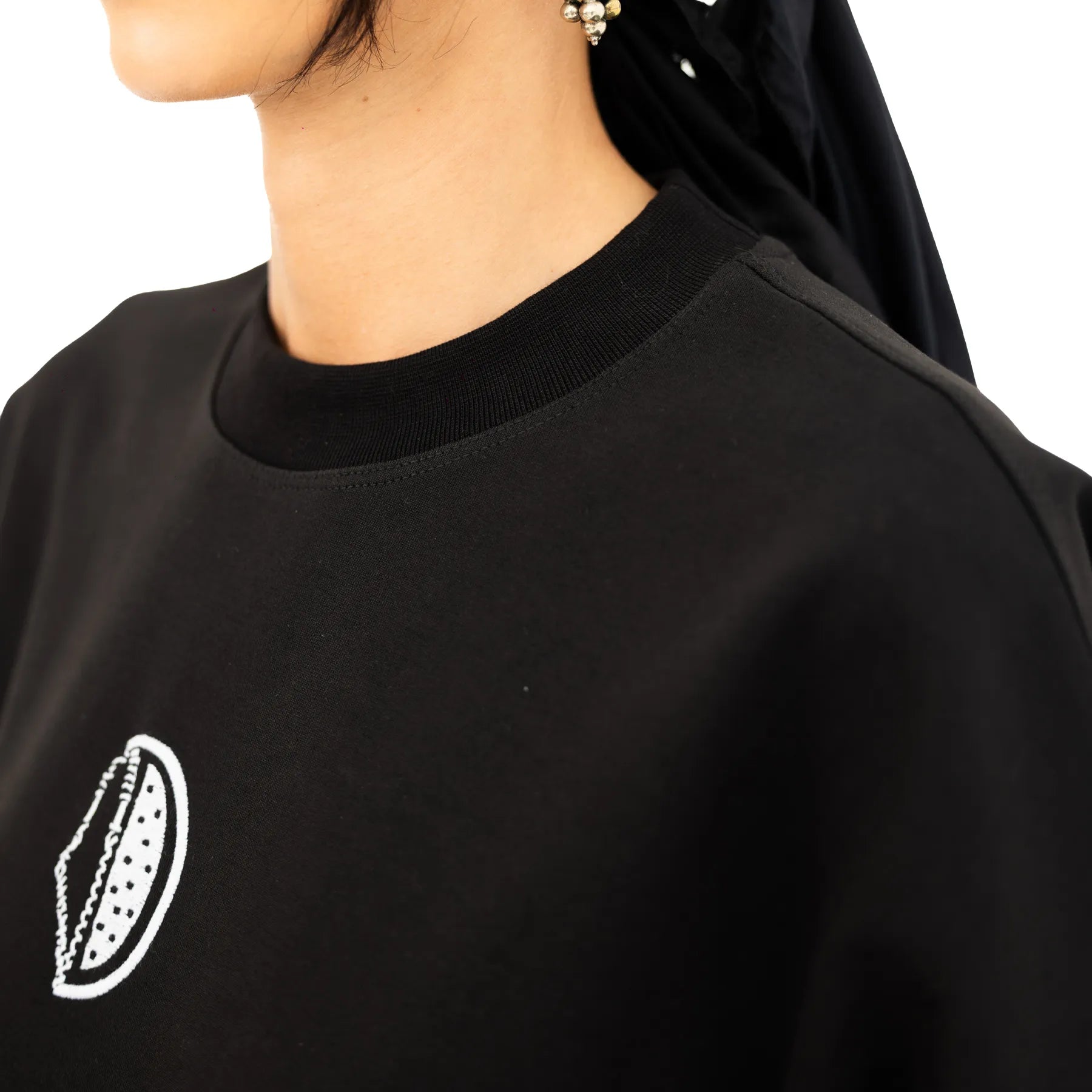Om Lisa -Black