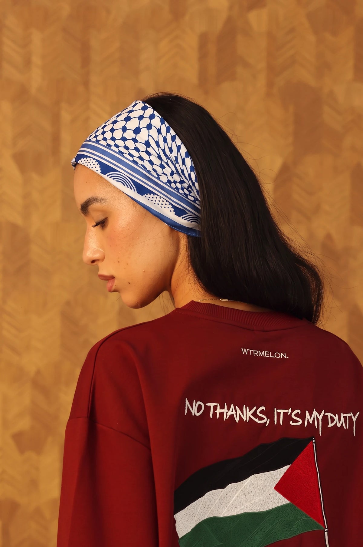 Roots silk bandana in Blue, model styling view 6