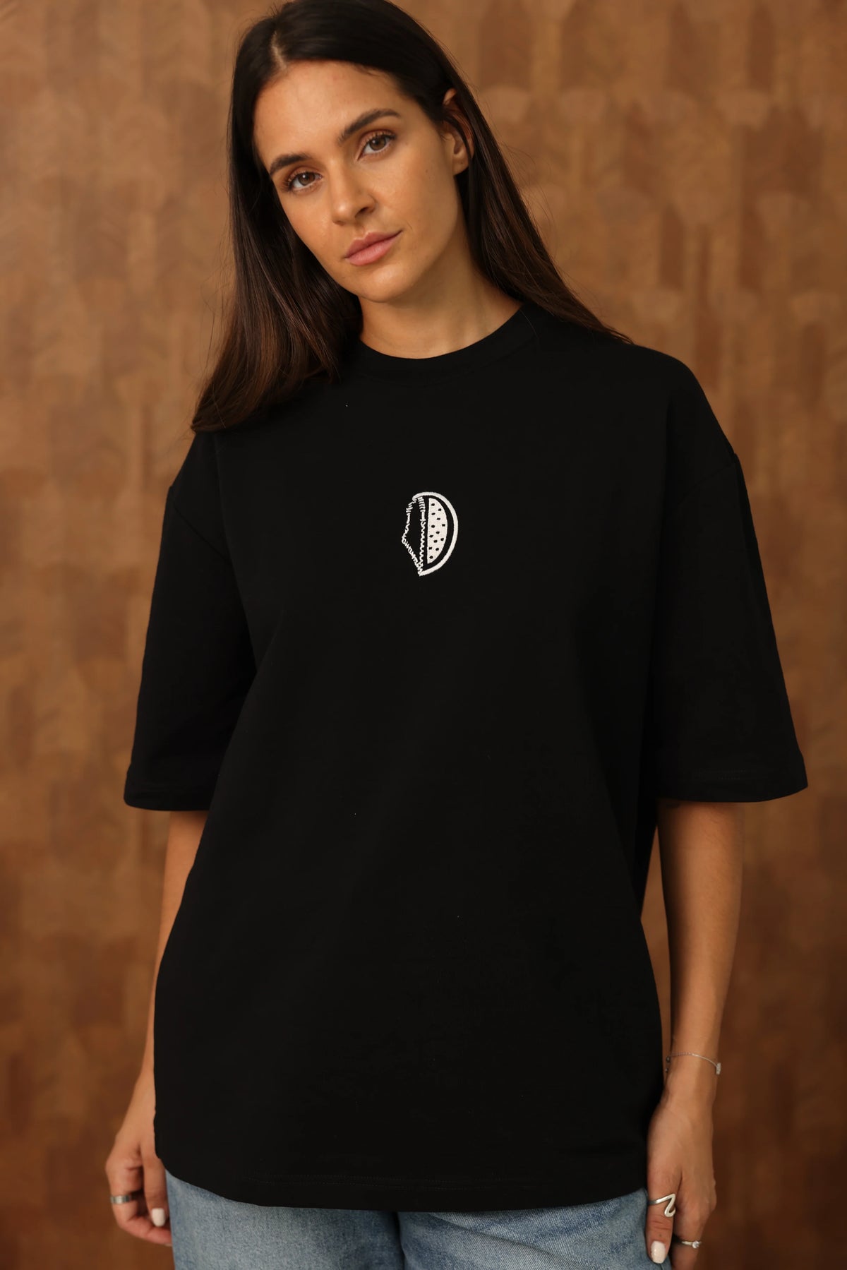 The Voice Tee - Black full original studio photo 1062