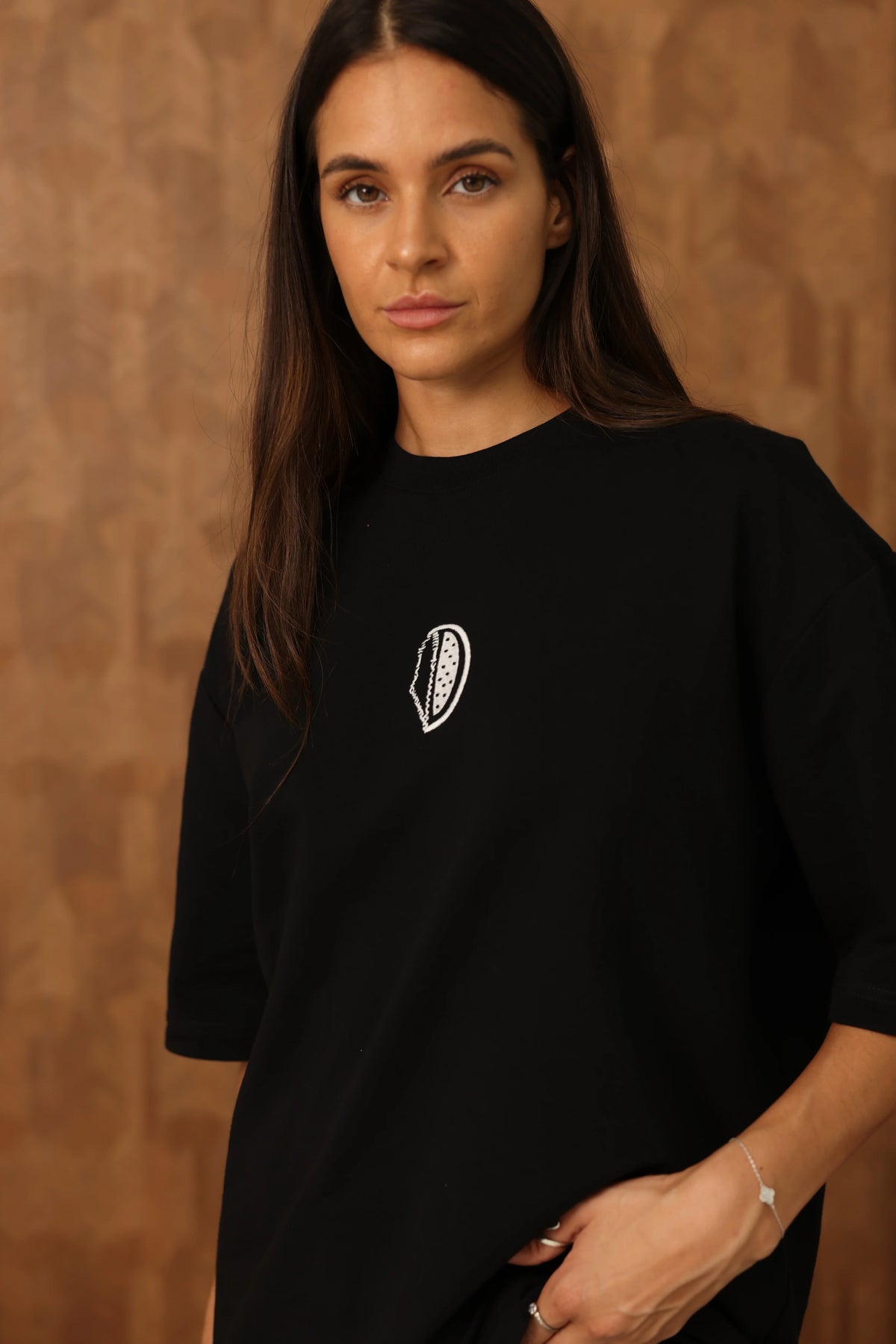 The Voice Tee - Black full original studio photo 1068