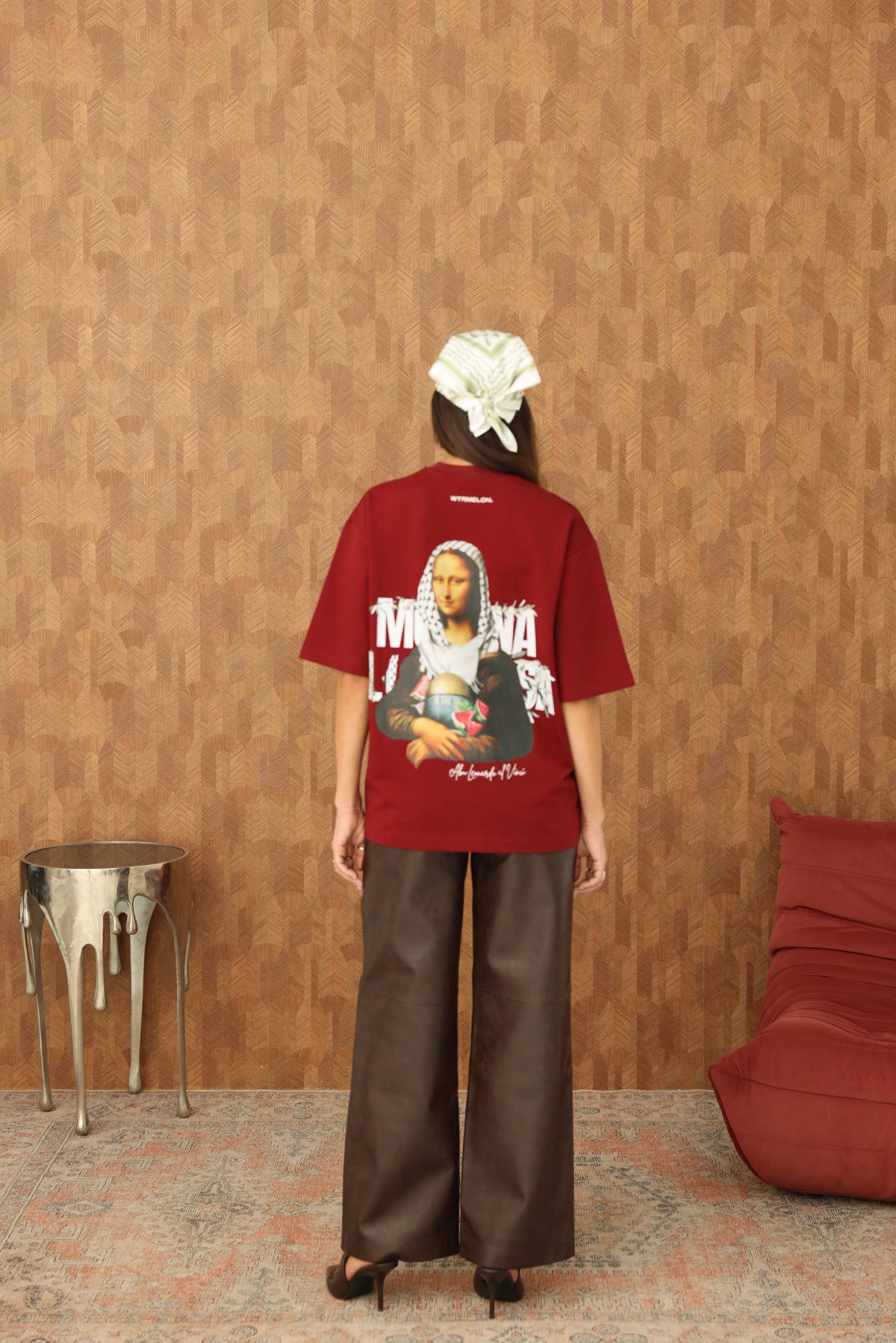Mona Lisa Tee - Bordeaux full original studio photo 1566