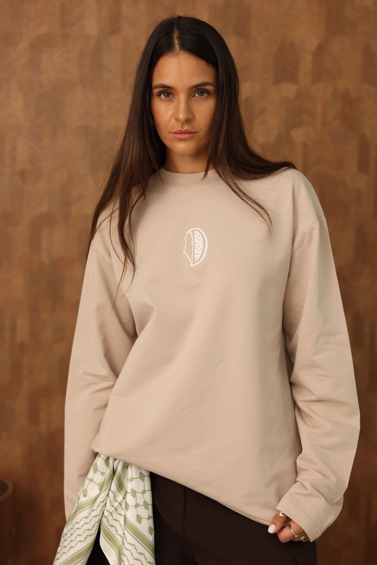 Mona Lisa Long Sleeve - Beige full original studio photo 901